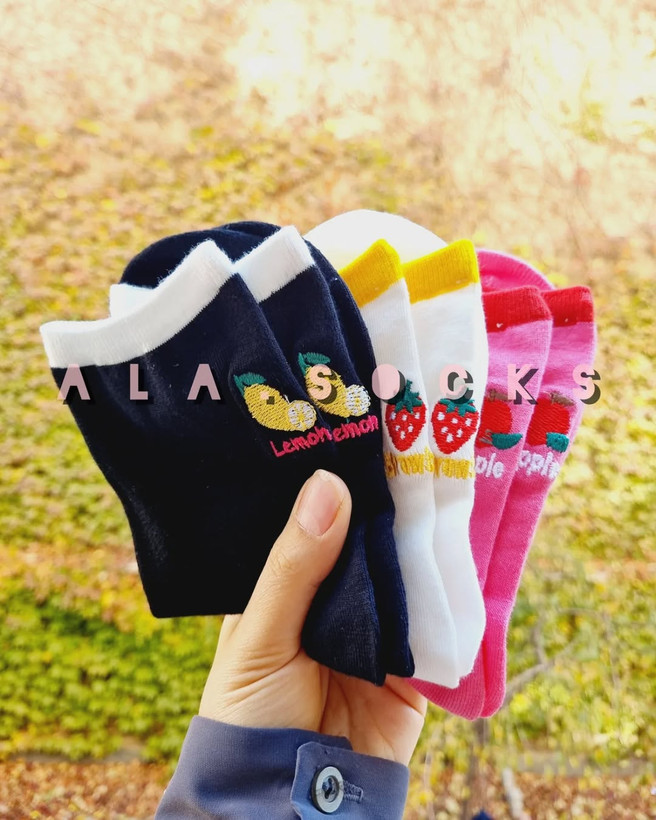 جوراب ساقدار اسپرت طرح میوه