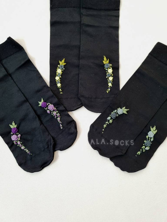 جوراب گلدوزی پریزن